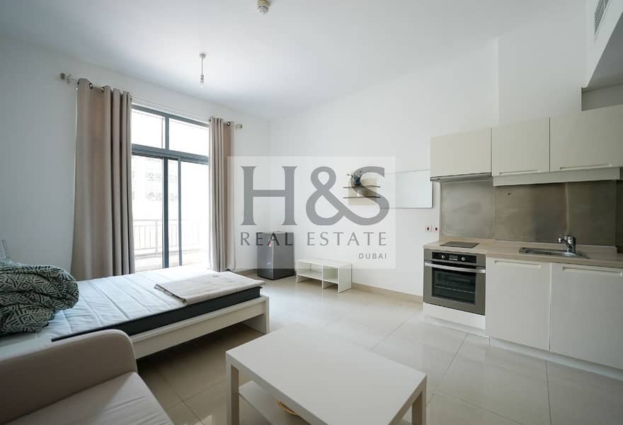 STUNNING STUDIO | SEMI FURNISHED | PERFECT LAYOUT