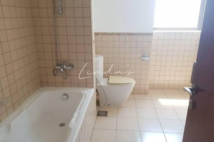 Spacious | 3BR + Maid | Unfurnished | High Floor - Image 14