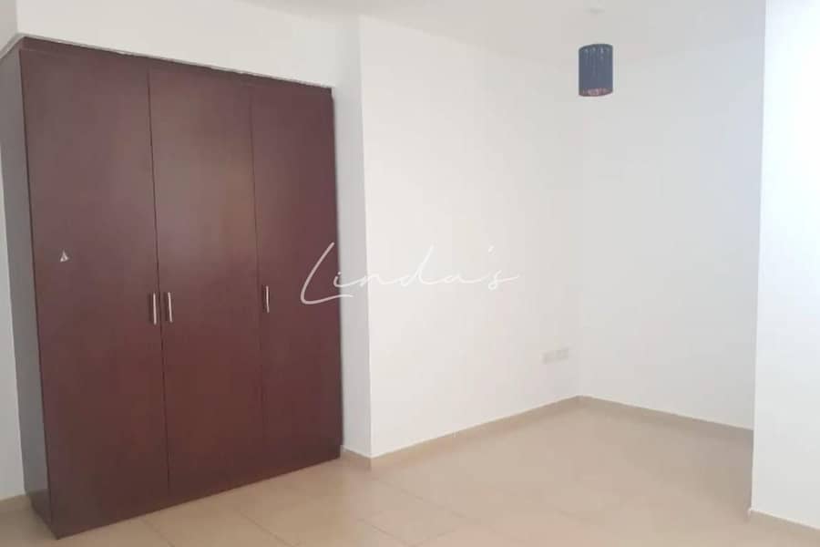 Spacious | 3BR + Maid | Unfurnished | High Floor - Image 17