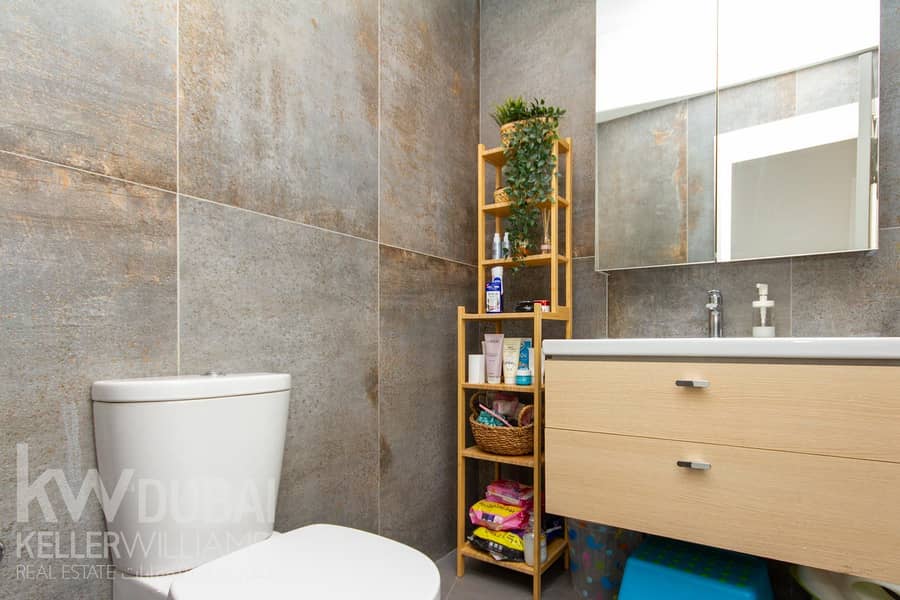 Full Park View | Huge Terrace | High ROI - Image 13