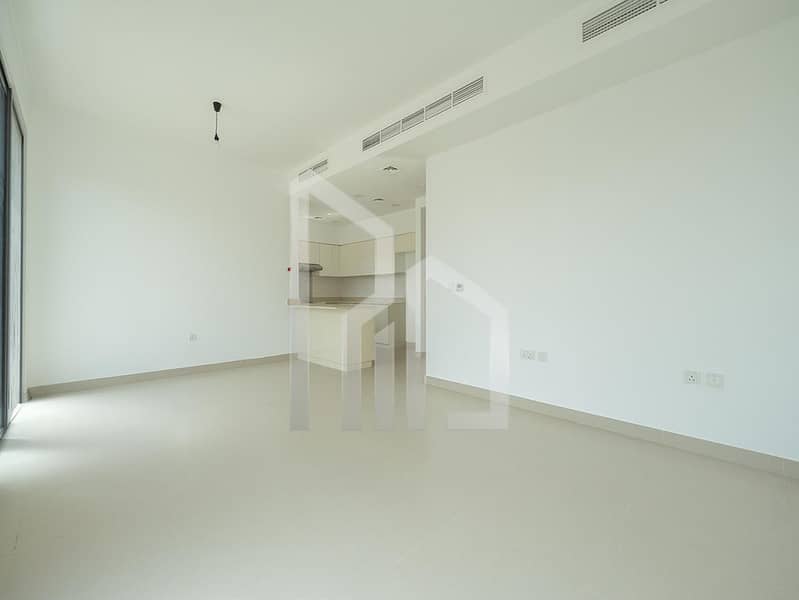 Single Row | Large Plot | Landscaped