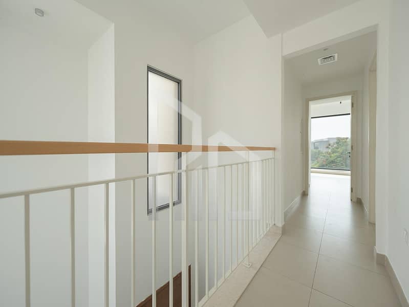 Single Row | Large Plot | Landscaped - Image 10