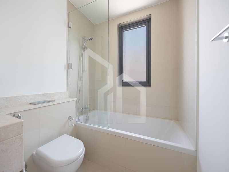 Single Row | Large Plot | Landscaped - Image 25