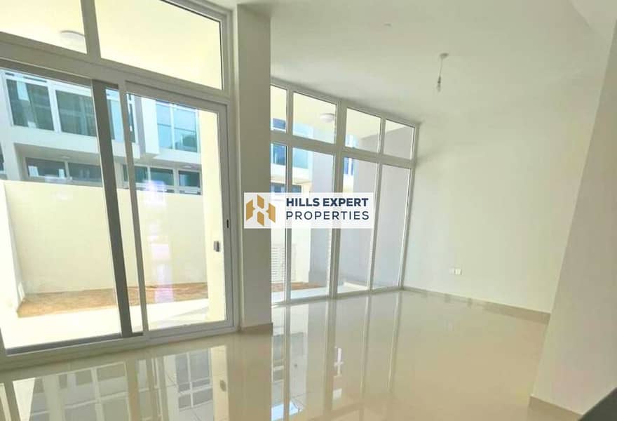 Move-In Ready | Unfurnished 3 BR | Peaceful Living