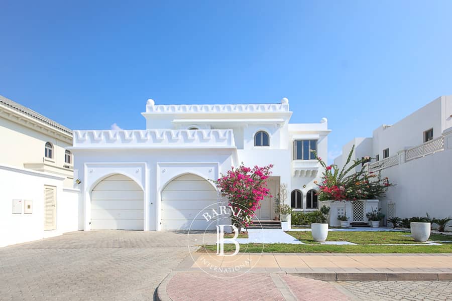 Garden Home | High Number | Skyline View - Image 16