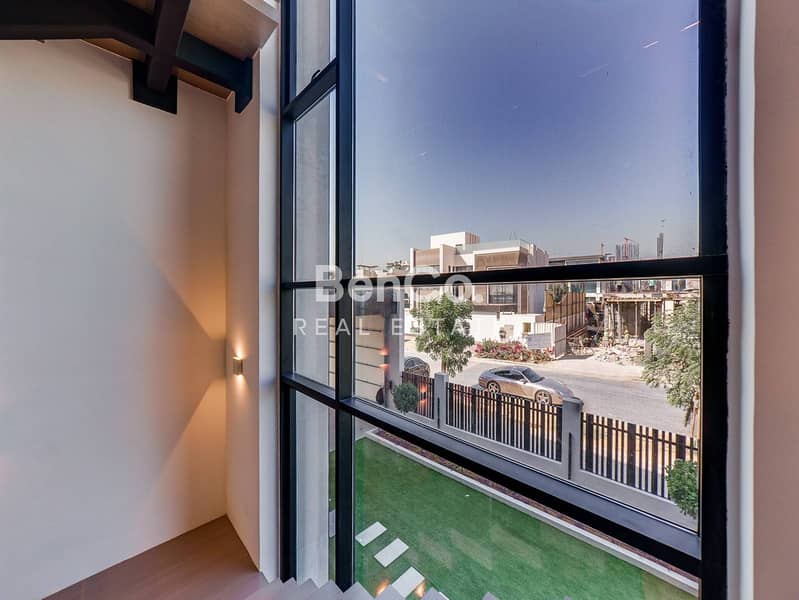 Modern | Brand New | Fully Furnished Villa - Image 16