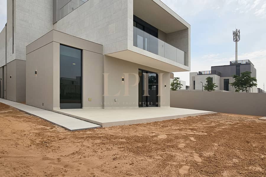 Brand New | Corner Unit | Biggest Plot