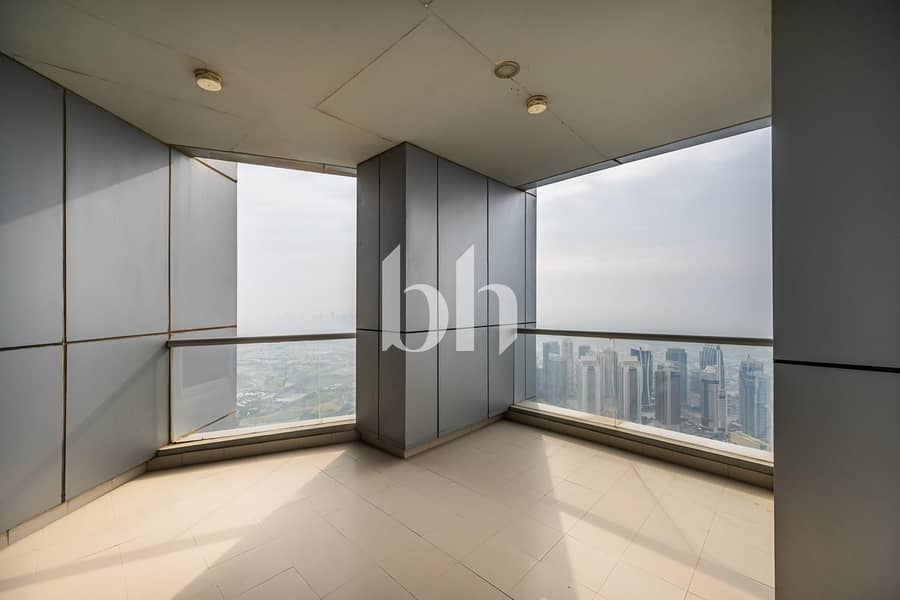 Rare Duplex | Full View | Large Layout | 3 Bedroom - Image 14