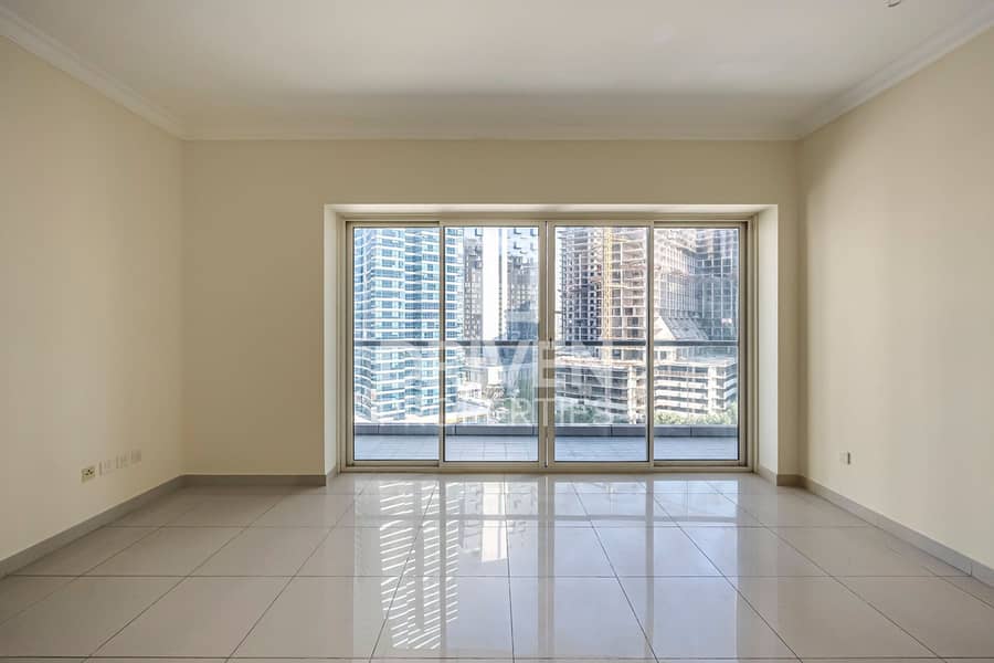 Ready to move in | Low Floor | Spacious Layout