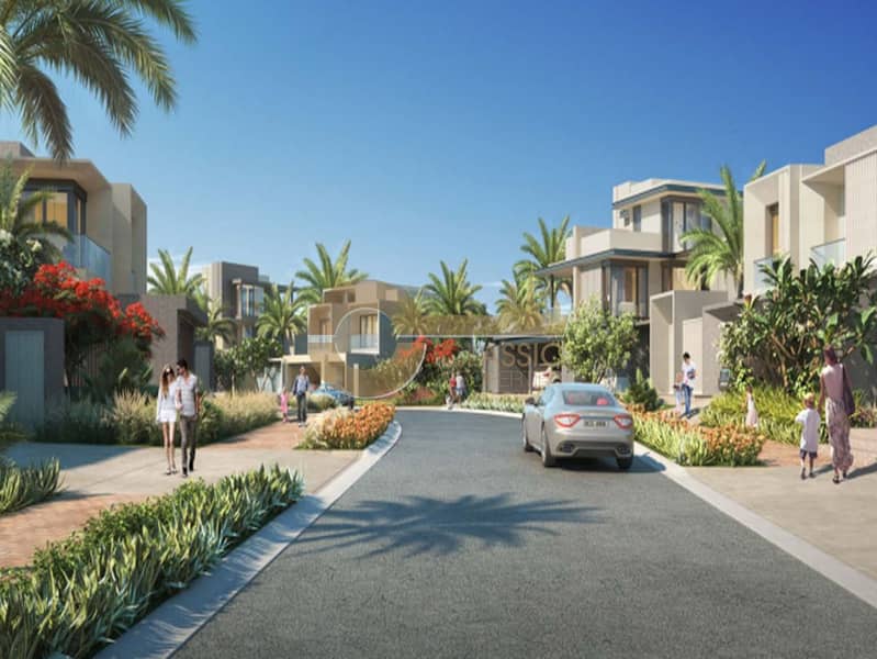 VASTU COMPLIANT | 4BR VILLA WITH MAID | PRIME SPOT