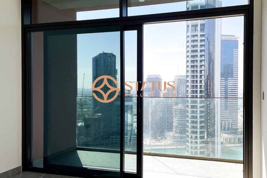 Full Canal View | Middle Floor | Brand New Studio - Image 9