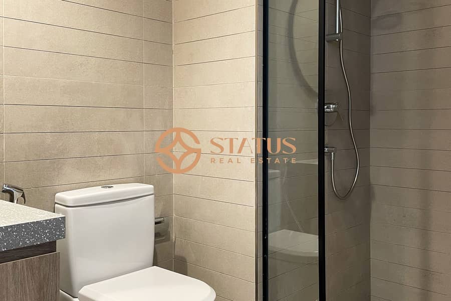 Full Canal View | Middle Floor | Brand New Studio - Image 11