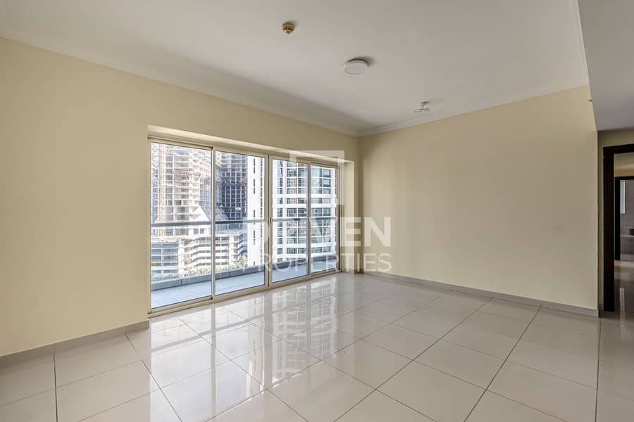 Ready to move in | Low Floor | Spacious Layout