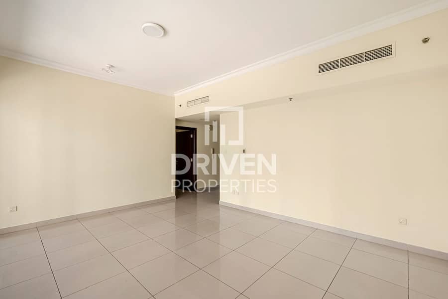 Ready to move in | Low Floor | Spacious Layout