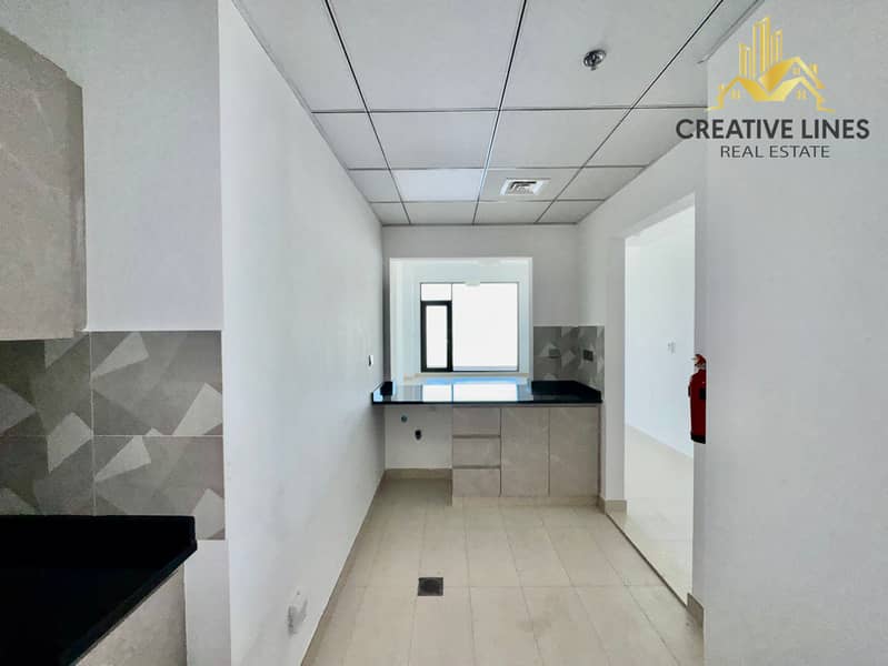 Brand New Ready To Move Spacious 3 Bedroom Apartment