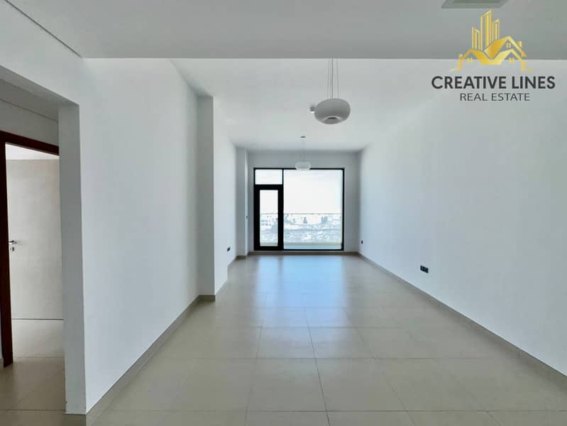 Brand New Ready To Move Spacious 3 Bedroom Apartment