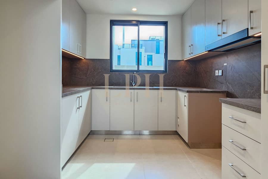 Brand New | Corner Unit | Biggest Plot - Image 7