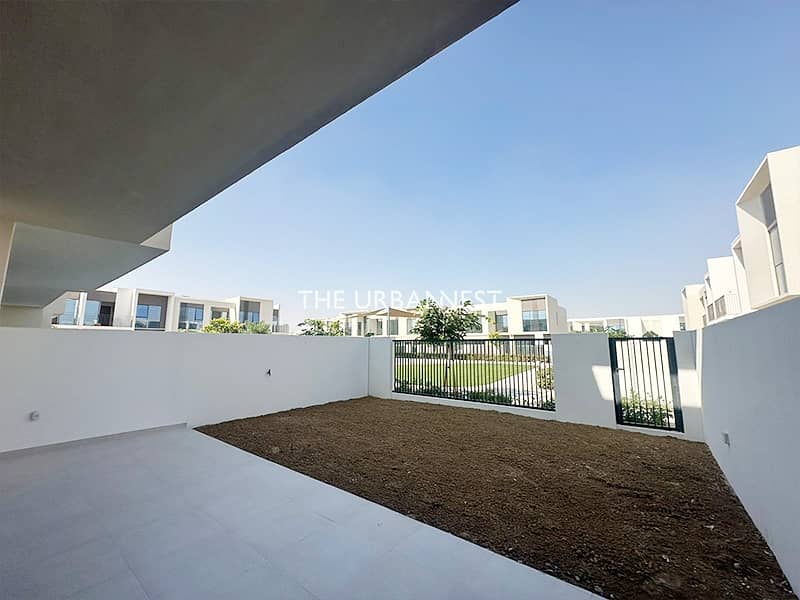 Large Layout | Park Facing | Vacant Soon