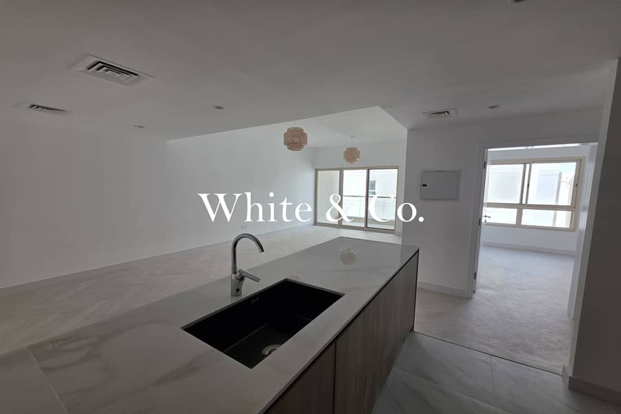 Fully Upgraded 1BR | Pool View | Vacant