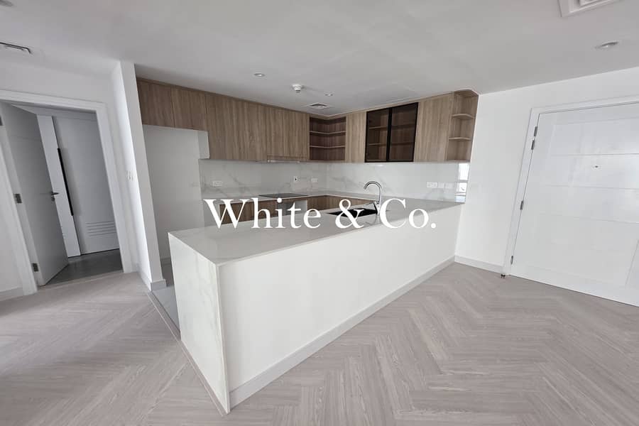 Fully Upgraded 1BR | Pool View | Vacant