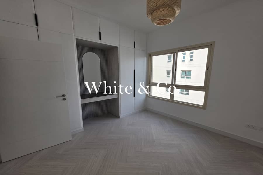 Fully Upgraded 1BR | Pool View | Vacant - Image 7