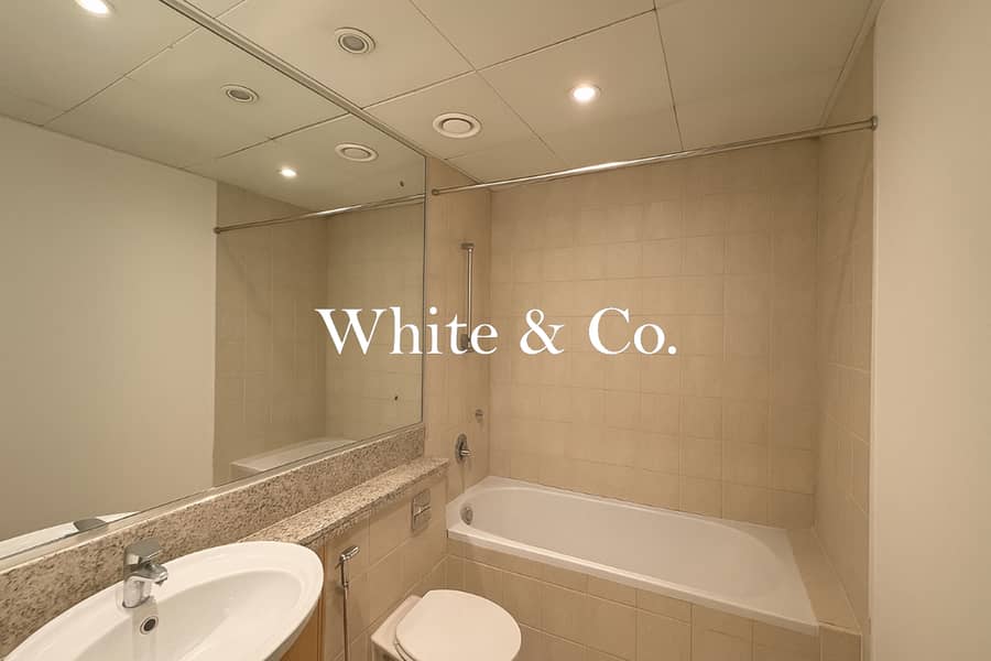 Spacious Room | Vacant Feb | Large Layout - Image 11