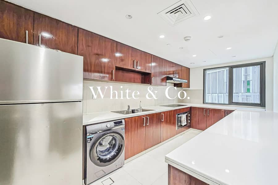 Must -See | Luxury Living | 3 Bedrooms - Image 6