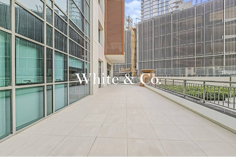 Must -See | Luxury Living | 3 Bedrooms - Image 9