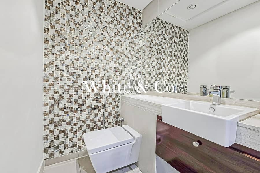 Must -See | Luxury Living | 3 Bedrooms - Image 14