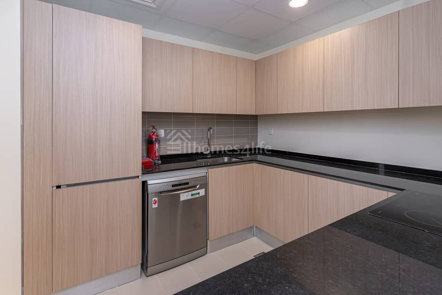 3 BEDS + MAIDS ROOM | READY TO RENT | VACANT - Image 11