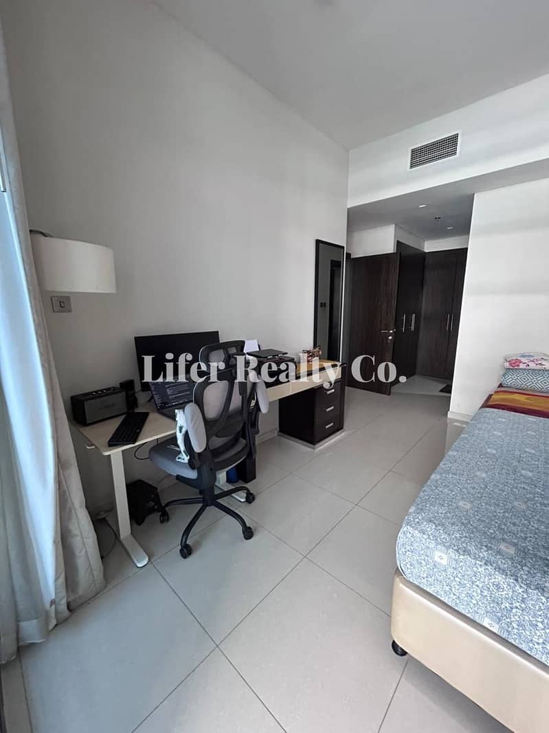 SPACIOUS LAYOUT I GOLF AND COMMUNITY VIEW I VACANT - Image 10