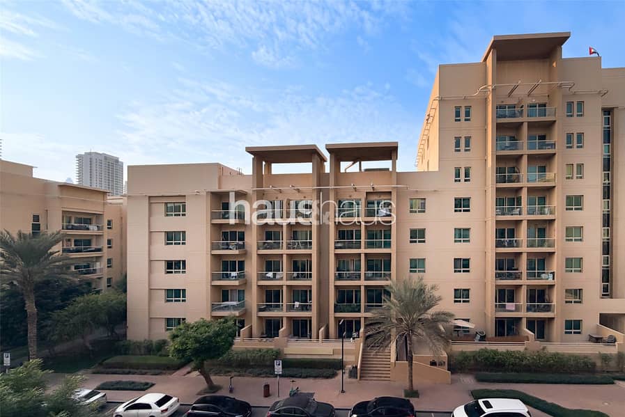 Vacant on Transfer | Semi-Upgraded | Cash Owned