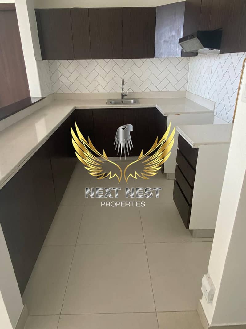 STYLISH & SPECIOUS 2 BEDROOM APARTMENT FOR RENT IN AFNAN 1 - Image 7