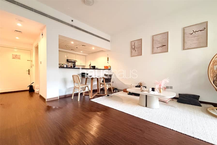 Vacant on Transfer | Semi-Upgraded | Cash Owned