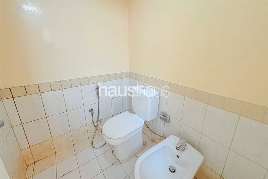 Large Layout | Good Conditon | Available February - Image 13