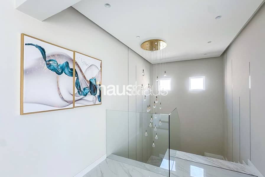 Luxury villa-Fully Renovated-Pool and Elevator - Image 11