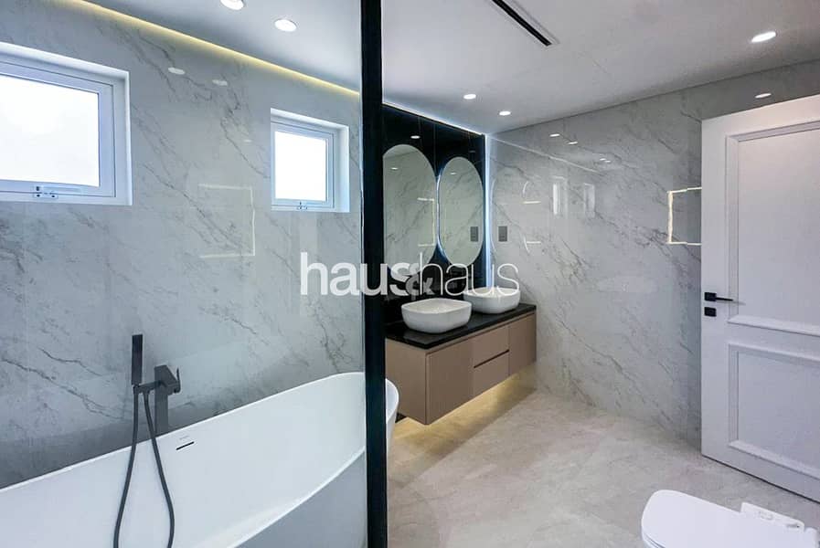 Luxury villa-Fully Renovated-Pool and Elevator - Image 20