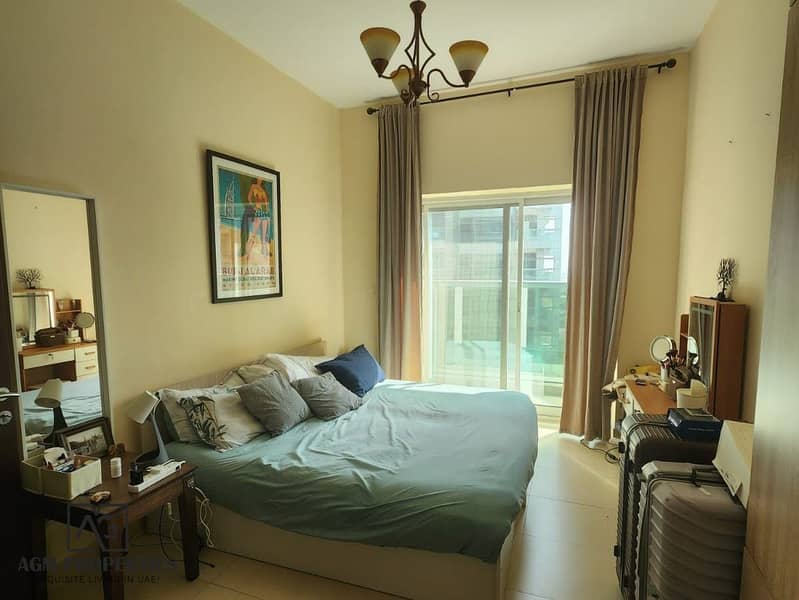 Chiller Free | Prime Location | Decent - Image 6