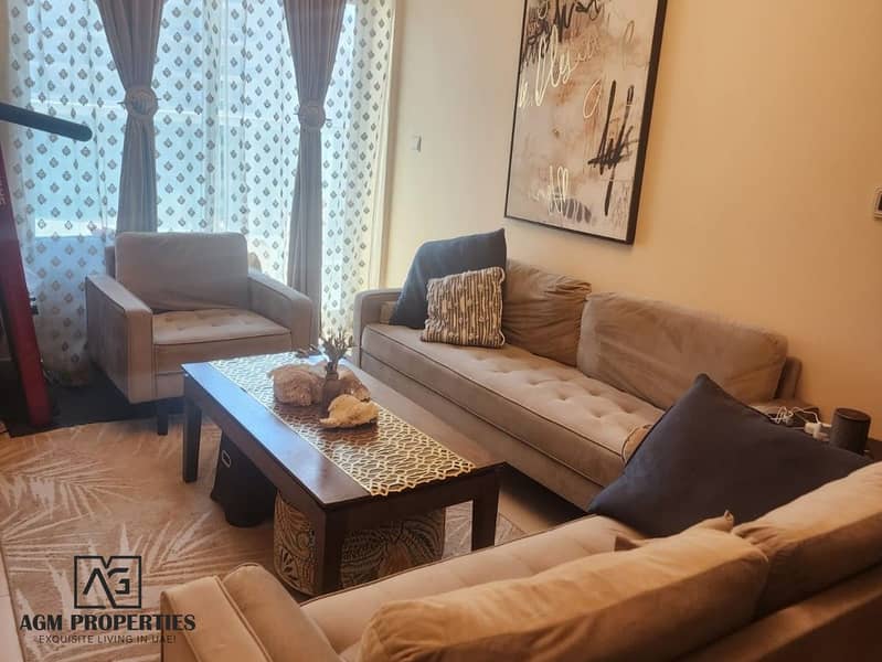 Chiller Free | Prime Location | Decent - Image 9