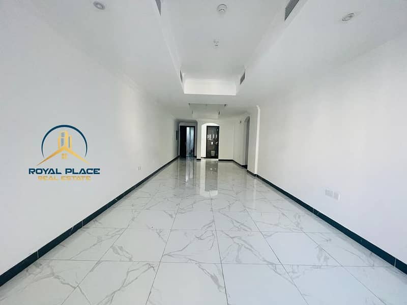 Spacious 3BR + Maids | Closed Kitchen | Near To Mall