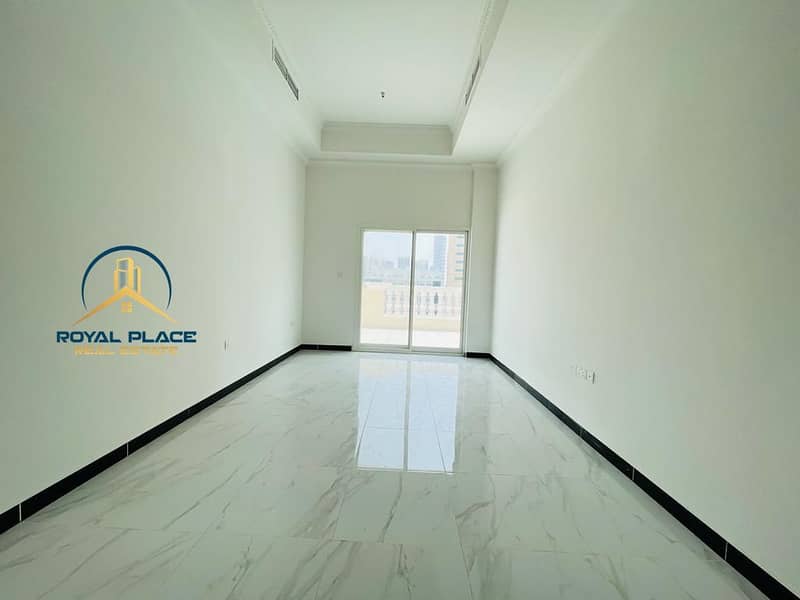 Spacious 3BR + Maids | Closed Kitchen | Near To Mall - Image 9