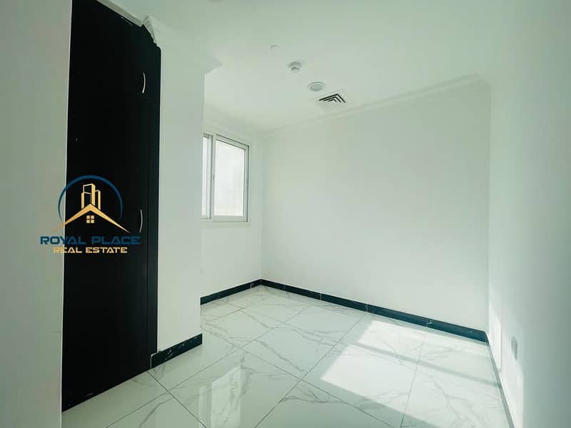 Spacious 3BR + Maids | Closed Kitchen | Near To Mall - Image 21