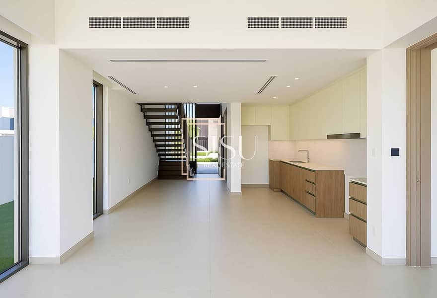 Park Facing | Negotiable | Corner - Image 6