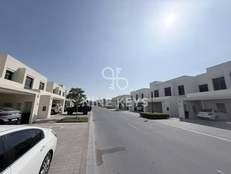 Unfurnished 3BR + Maid | Back-to-Back | Mid Unit | Multiple Options Available | TYPE 1 A - Image 6