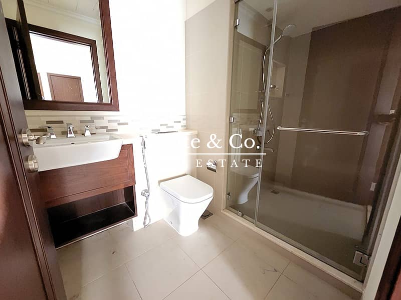 Modern | Well Maintained | Unfurnished - Image 13