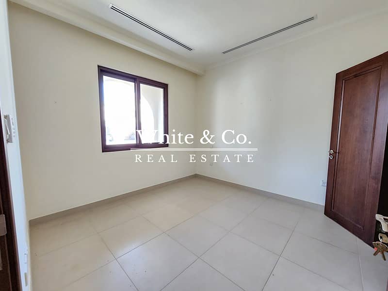 Modern | Well Maintained | Unfurnished - Image 14