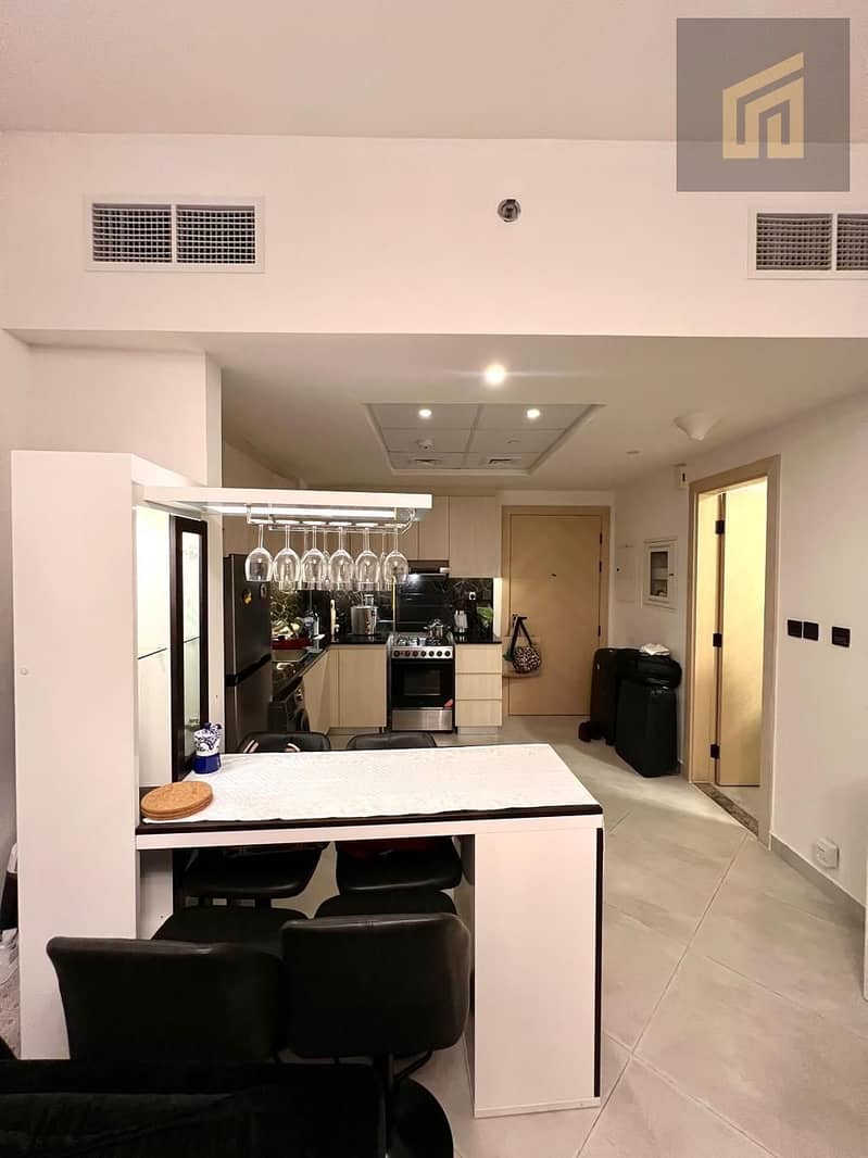 Modern 1-BHK Apartment–CREEK VIEW | SPACIOUS APARTMENT | Binghatti Avenue,