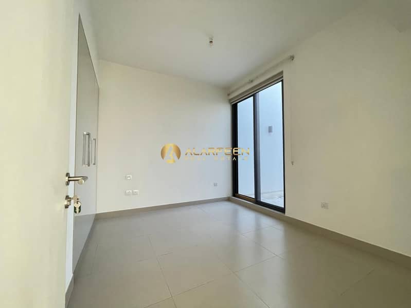 Upgraded to 4 Bedroom | Chiller Free | On the Park