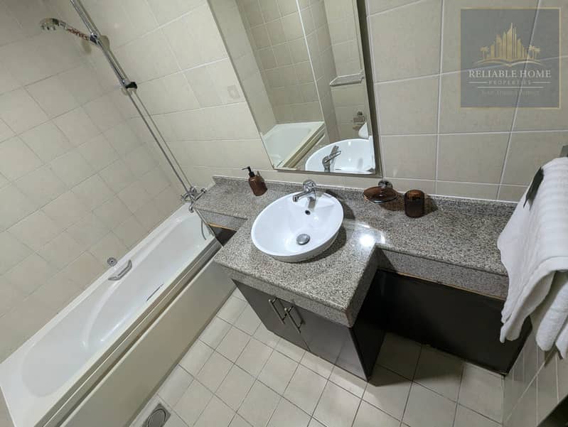 High Floor l Specious l Best Price I Sea View