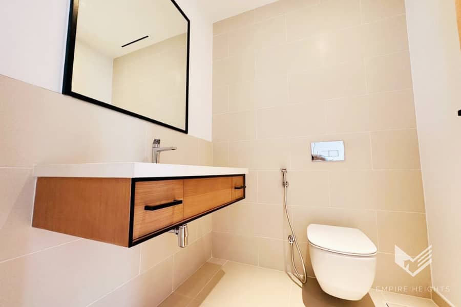 3BR Apartment | Full Marina View | Vacant - Image 9